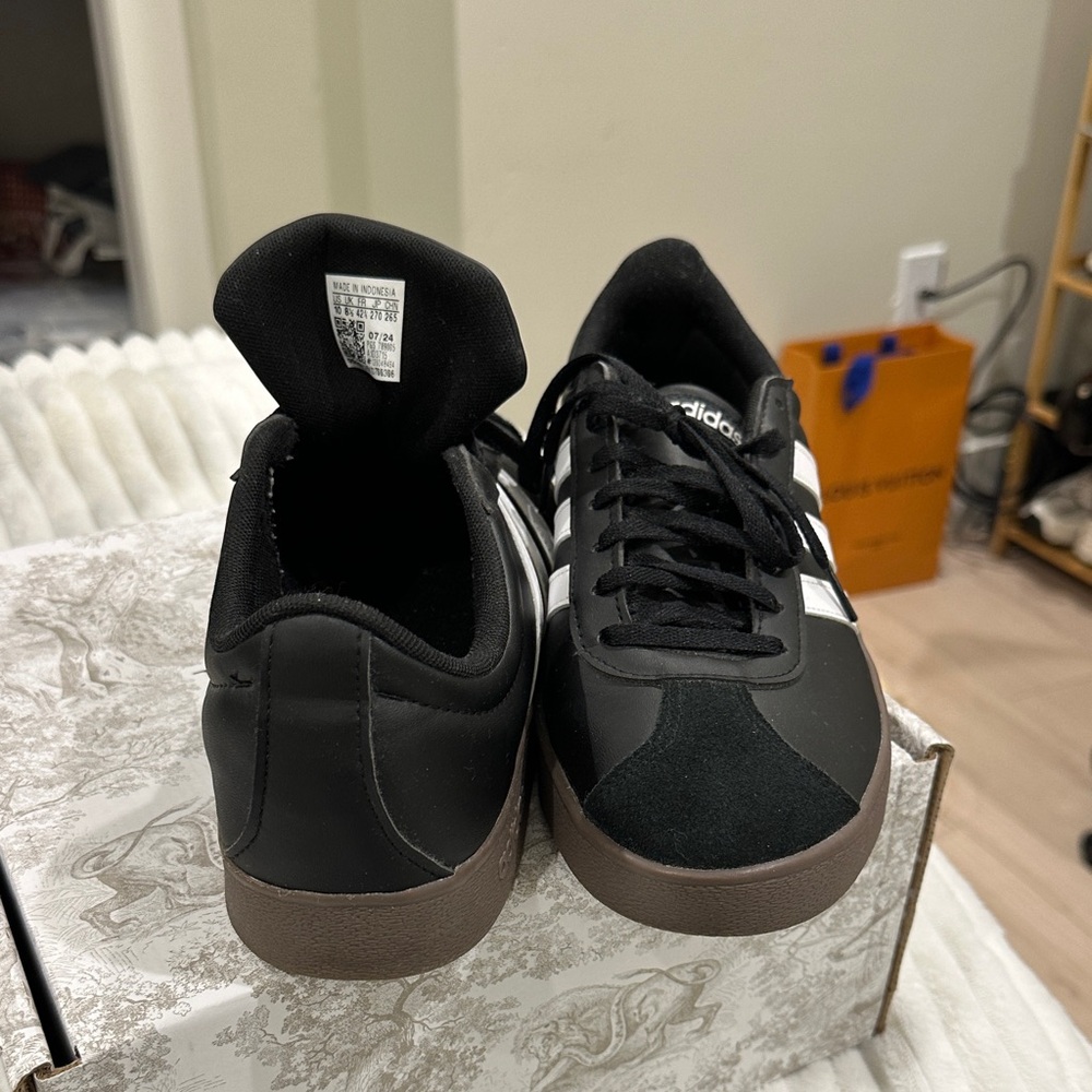 Adidas Men's Black and White Sneakers